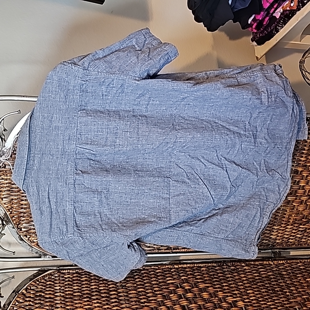 Mens button down - Picture 3 of 3